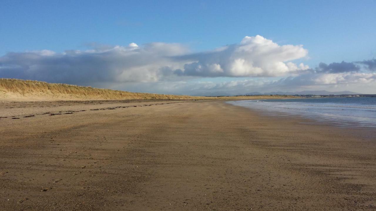 Craig Eithin B & B Holyhead Esterno foto